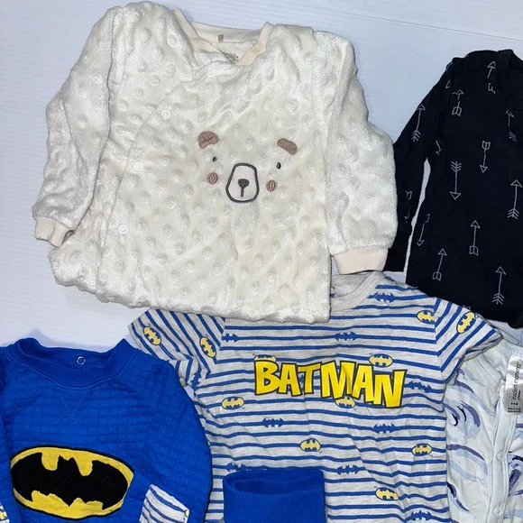 Lot of 9 Items Baby Boy 6-9 & 9-12 Months Assorted Clothing Bundle - Picture 8 of 14